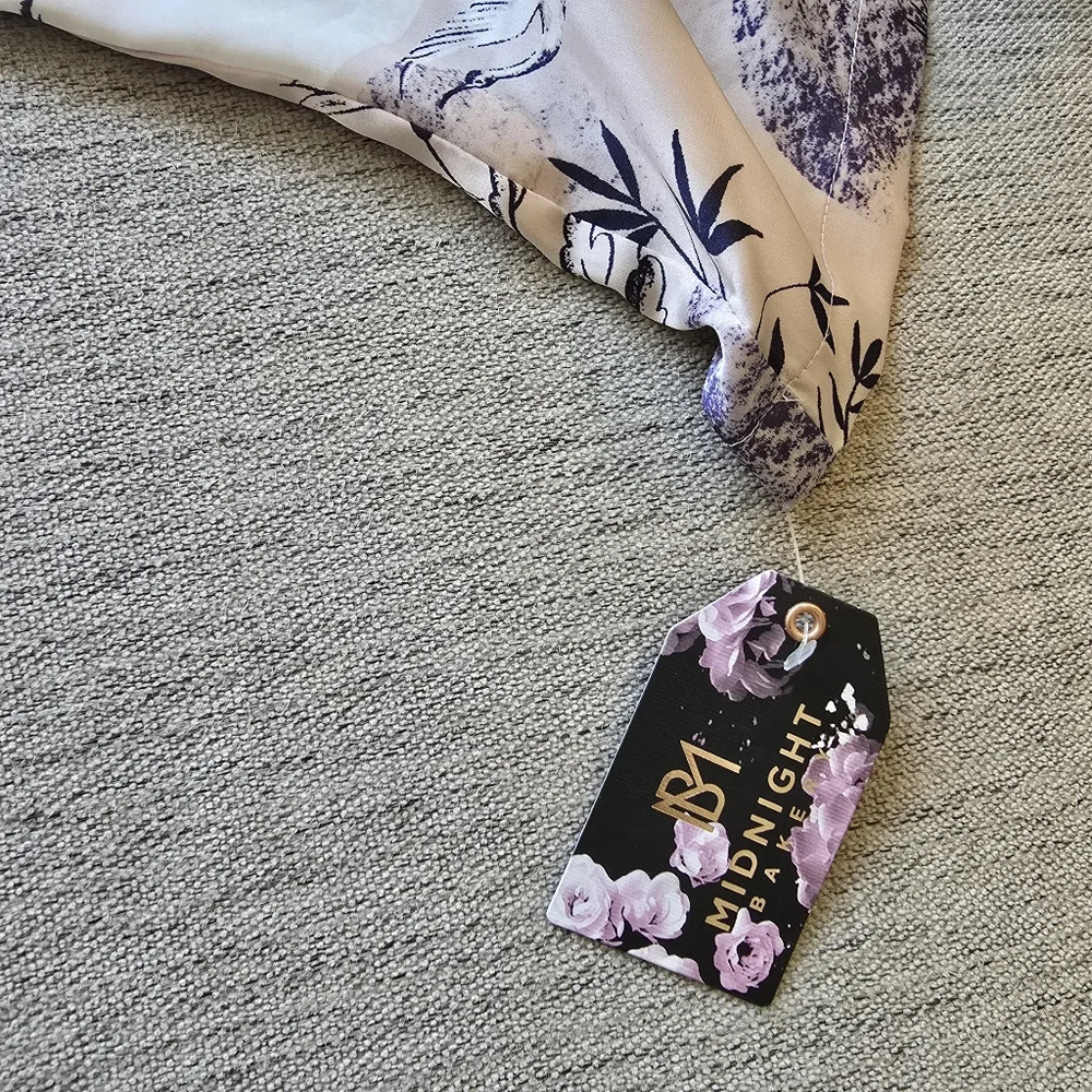 Midnight Bakery Floral Satin Kimono Robe - Cream, Pink, and Navy Blue XS/S - Picture 5 of 7